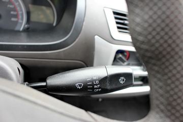 �ɵ��³� M1ϵ�� 1.2L 88���� ����/CNG 2.7��˫������΢��ͼƬ