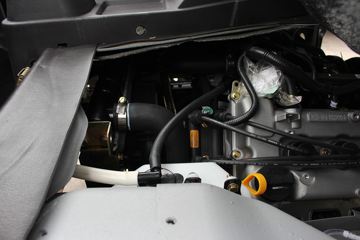 �ɵ��³� M1ϵ�� 1.2L 88���� ����/CNG 2.7��˫������΢��ͼƬ