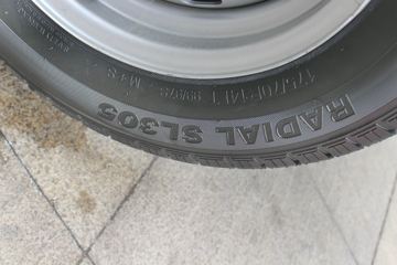 �ɵ��³� M1ϵ�� 1.2L 88���� ����/CNG 2.7��˫������΢��ͼƬ