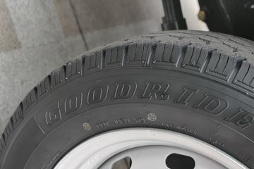 �ɵ��³� M1ϵ�� 1.2L 88���� ����/CNG 2.7��˫������΢��ͼƬ