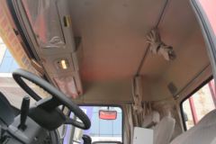 飞碟奥驰 D6系列 170马力 6X2 6.8米排半栏载货车