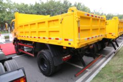 四川现代 瑞宇轻卡 160马力 4.5米自卸车