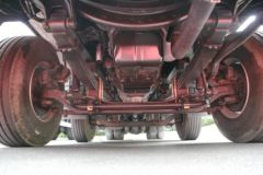 现代商用车 创虎XCIENT重卡 410马力 8X4 9.46米仓栅式载货车(CHM5310CCQKPQ77V)