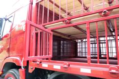 现代商用车 创虎XCIENT重卡 410马力 8X4 9.46米仓栅式载货车(CHM5310CCQKPQ77V)