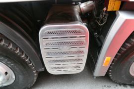 创虎XCIENT&nbsp;载货车底盘                                                图片