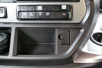 �ִ����ó� ����XCIENT�ؿ� 410���� 6X4ǣ����(Σ��Ʒ)(CHM4250KPQ49WXPV)ͼƬ