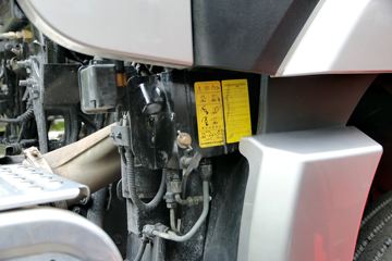 �ִ����ó� ����XCIENT�ؿ� 410���� 6X4ǣ����(Σ��Ʒ)(CHM4250KPQ49WXPV)ͼƬ