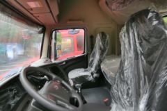 四川现代 创虎XCIENTP440重卡 440马力 6X4牵引车(提升桥)