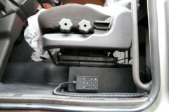 四川现代 创虎XCIENTP440重卡 440马力 6X4牵引车(提升桥)