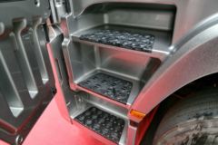 四川现代 创虎XCIENTP440重卡 440马力 6X4牵引车(提升桥)