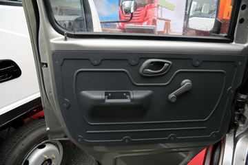 �Ĵ��ִ� �� 1.3L 87���� ����/CNG 2.6��˫������΢��ͼƬ