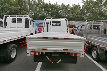 瑞贝&nbsp;载货车外观                                                图片