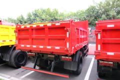 四川现代 瑞越轻卡 130马力 3.9米自卸车(CNJ3120ZFP34M)