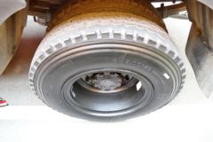 四川现代 瑞越轻卡 130马力 3.9米自卸车(CNJ3120ZFP34M)
