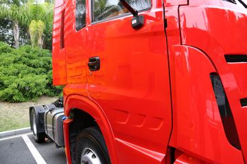 �Ĵ��ִ� �µ�800W�ؿ� 310���� 4X2ǣ����ͼƬ