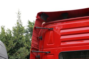 �Ĵ��ִ� �µ�800W�ؿ� 310���� 4X2ǣ����ͼƬ