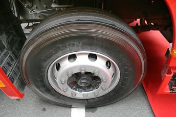 �Ĵ��ִ� �µ�800W�ؿ� 310���� 4X2ǣ����ͼƬ