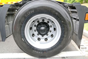 �Ĵ��ִ� �µ�800W�ؿ� 310���� 4X2ǣ����ͼƬ