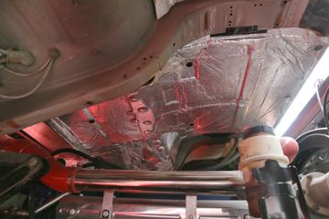 �Ĵ��ִ� �µ�800W�ؿ� 310���� 4X2ǣ����ͼƬ