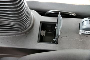 ���� �����A5L�п� 160���� 4X2 6.2���ػ�������(HFC1161P3K1A47S3V)ͼƬ