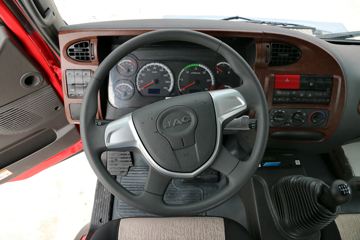 ���� �����A5L�п� 160���� 4X2 6.2���ػ�������(HFC1161P3K1A47S3V)ͼƬ