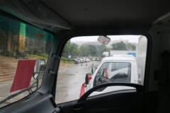 庆铃 五十铃700P 189马力 4X2 冷藏车(QL11009MARY)