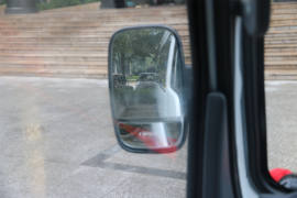 五十铃&nbsp;冷藏车驾驶室图片