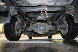 五十铃&nbsp;冷藏车底盘图片