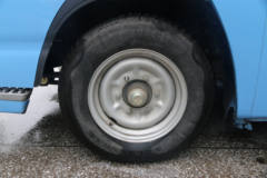 庆铃 五十铃ELF 98马力 4X2 冷藏车(QL5041XXY3EAR)