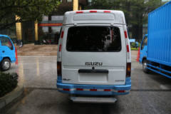 庆铃 五十铃ELF 98马力 4X2 冷藏车(QL5041XXY3EAR)