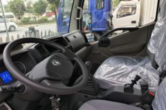 东风 凯普特N280 116马力 3308轴距单排轻卡底盘(速比:6.143)(EQ1040SJ9BDD)