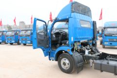 东风 凯普特E280 116马力 4.15米单排厢式轻卡底盘(DFA5040XXY11D2AC)