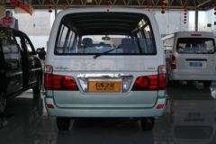金杯 海狮快运王 豪华型 2.0L 103马力 轻型客车
