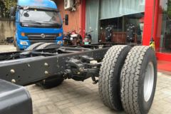 东风 凯普特E280 116马力 3300轴单排轻卡底盘(白色)(DFA1040SJ11D2)