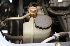 金杯 新海狮 豪华型 2.0L 106马力 封闭厢式货车