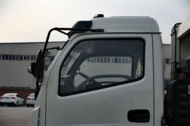 多利卡底盘&nbsp;垃圾运输车外观图片