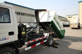 时代底盘&nbsp;垃圾运输车上装图片