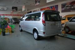 福田商务车 蒙派克E 经典版 122马力 封闭厢式货车