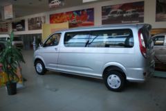 福田商务车 蒙派克E 经典版 122马力 封闭厢式货车