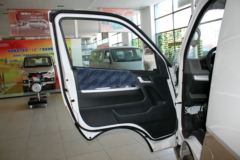 福田商务车 风景G7 新快捷60 舒适版 129马力 高顶封闭厢式货车