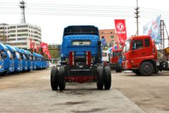 东风 多利卡D6 115马力 3300轴距单排轻卡底盘(DFA5040XXY11D2AC)