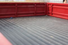 江淮 骏铃V6 160马力 3.8米排半栏板轻卡(HFC1043P91K6C2)