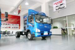 解放 J6F 宽体 124马力 3300轴距 4.21米单排轻卡底盘(CA5041XXYP40K2L1E4A84-3)