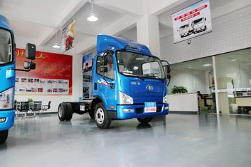 解放 J6F 宽体 124马力 3300轴距 4.21米单排轻卡底盘(CA5041XXYP40K2L1E4A84-3)