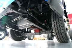 解放 J6F 宽体 124马力 3300轴距 4.21米单排轻卡底盘(CA5041XXYP40K2L1E4A84-3)