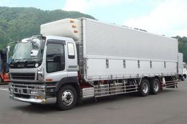 五十铃E系列&nbsp;牵引车外观                                                图片