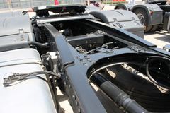曼(MAN) TGA系列重卡 390马力 6X2 牵引车(型号:33.390)