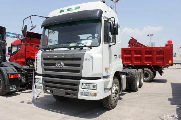 华菱重卡 410马力 6X4 LNG牵引车(HN4250NGX38C9M5)