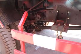 骏威J5K&nbsp;自卸车底盘                                                图片