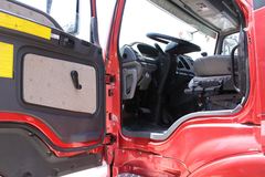 福田 欧曼ETX 9系重卡 290马力 6X2 牵引车(BJ4251SNFJB-S3)